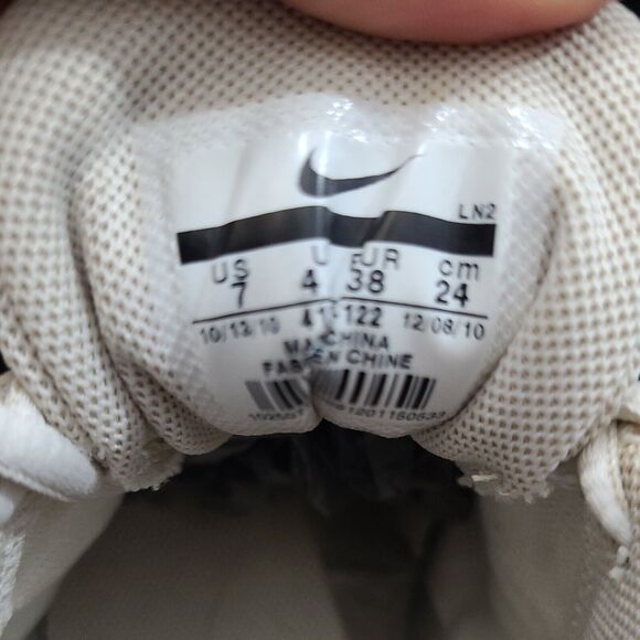 Nike 418355-122 White Brown Athletic Lace-Up Golf Cleats Women’s Size 7 - Picture 5 of 8